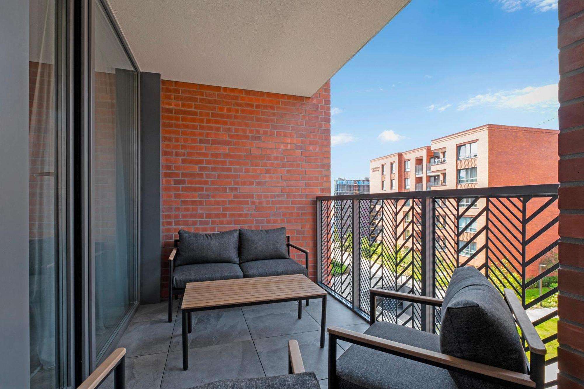 Scala 60F City Center Premium Apartments With Parking By Lion Apartments 格但斯克 外观 照片