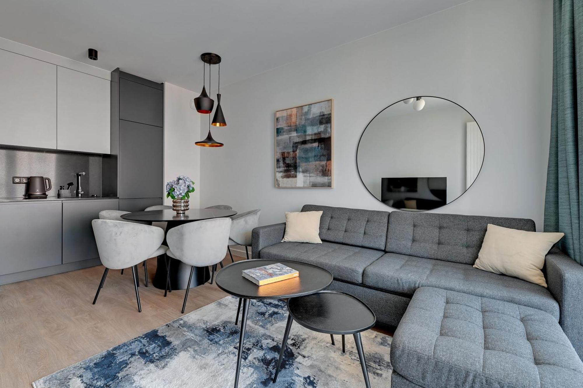 Scala 60F City Center Premium Apartments With Parking By Lion Apartments 格但斯克 外观 照片